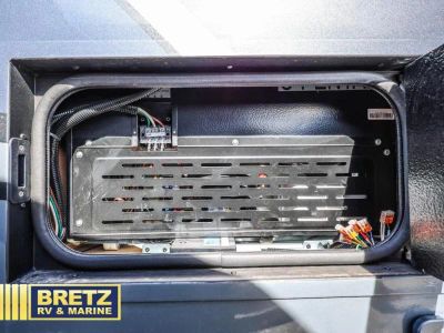 2026 Coachmen RV Entourage - Photo 9