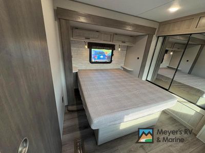 2026 Coachmen RV Catalina Legacy Edition - Photo 32