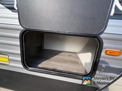 2026 Coachmen RV Catalina Legacy Edition - Photo 8