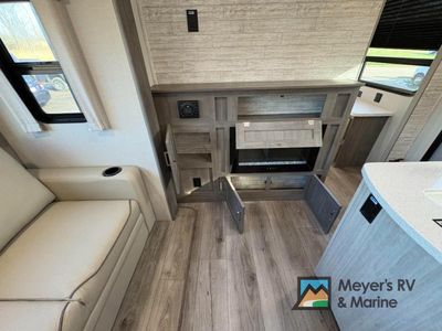 2026 Coachmen RV Catalina Legacy Edition - Photo 23