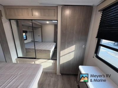 2026 Coachmen RV Catalina Legacy Edition - Photo 36