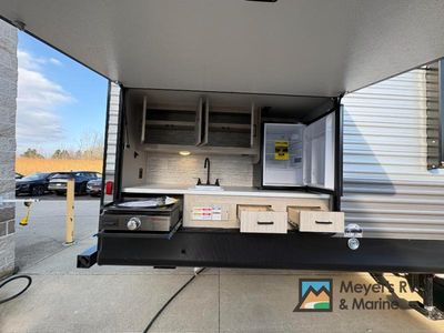 2026 Coachmen RV Catalina Legacy Edition - Photo 7