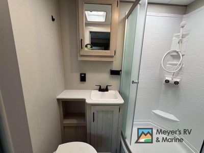 2026 Coachmen RV Catalina Legacy Edition - Photo 39