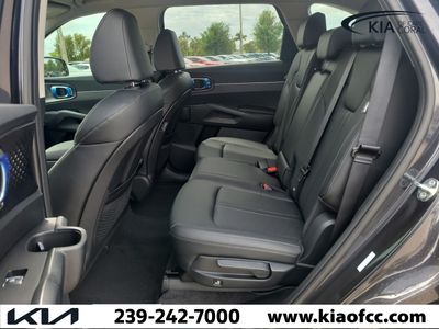 2026 Kia Sorento — photo 8 view