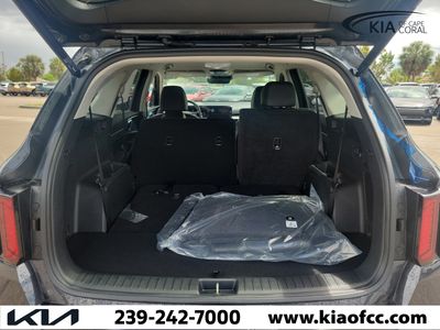 2026 Kia Sorento — photo 12 view