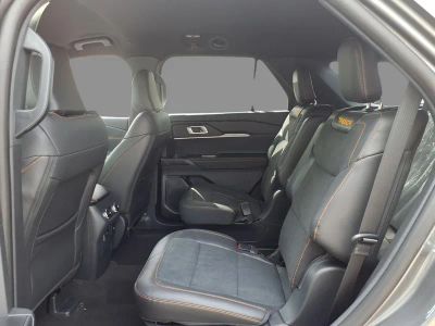 2026 Ford Explorer — detail view