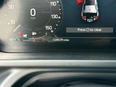 2024 Land Rover Defender 110 — photo 43 view
