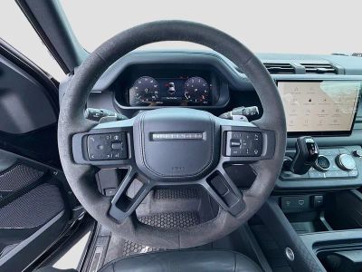 2024 Land Rover Defender 110 — photo 41 view