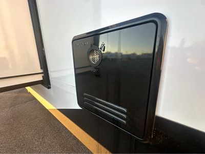 2026 Grand Reflection Travel Trailer - Photo 12