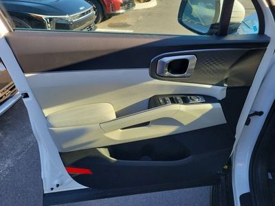 2026 Kia Sorento Hybrid - Photo 5