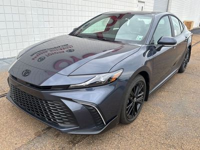2026 Toyota Camry SE in Dark Cosmos — front three-quarter view
