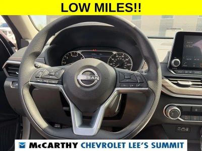 2025 Nissan Altima - Photo 17