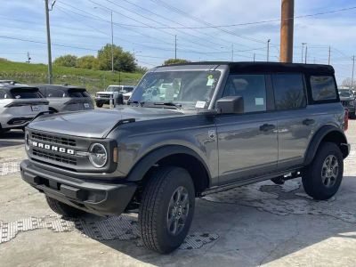 2026 Ford Bronco — photo 7 view