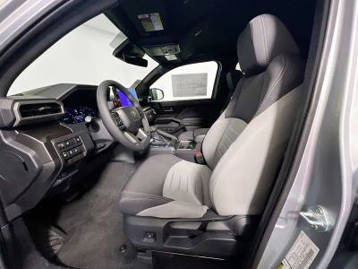 2025 Toyota Tacoma 4WD — photo 12 view