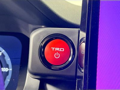 2025 Toyota Tacoma 4WD — photo 20 view