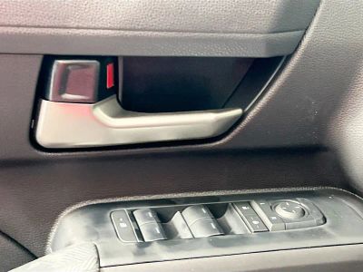 2025 Toyota Tacoma 4WD — photo 14 view
