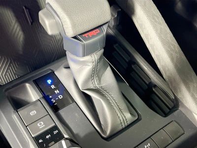 2025 Toyota Tacoma 4WD — photo 21 view