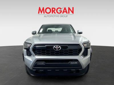 2025 Toyota Tacoma 4WD — photo 8 view