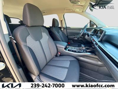2026 Kia Sorento — photo 12 view