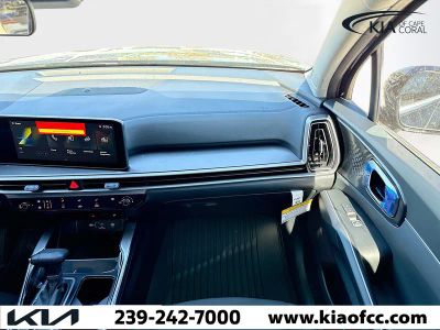 2026 Kia Sorento — photo 15 view