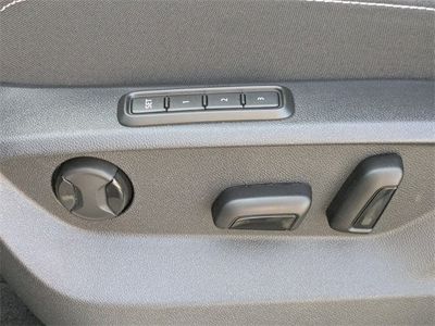 2025 Volkswagen Atlas Cross Sport - Photo 19