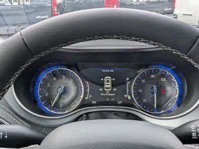 2026 Chrysler Pacifica — photo 32 view
