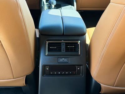 2026 Mazda CX-70 — photo 21 view