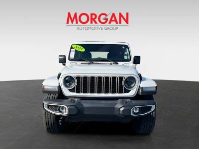 2025 Jeep Wrangler — side profile view