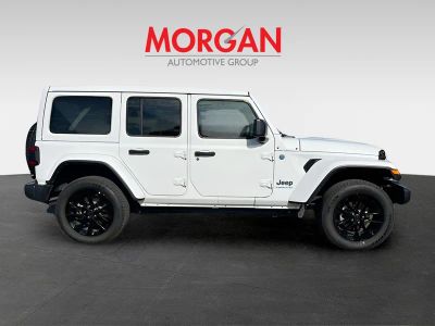 2025 Jeep Wrangler — photo 8 view