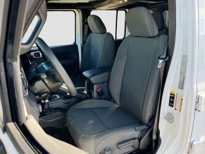 2025 Jeep Wrangler — photo 20 view