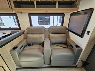 2026 Grand Design Lineage Series F — photo 9 view
