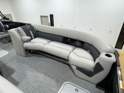 2026 Barletta Lusso L25UC - Photo 17