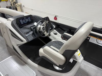 2026 Barletta Lusso L25UC - Photo 24