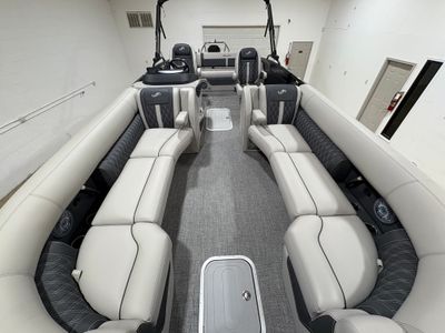2026 Barletta Lusso L25UC - Photo 16