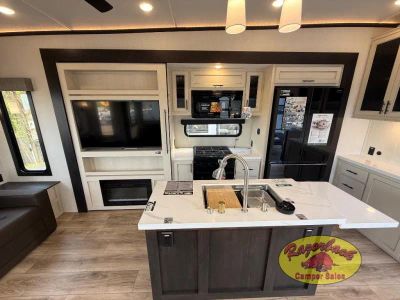 2026 Forest River RV Cherokee Sabre — photo 11 view