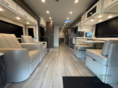 2026 Newmar Grand Star — photo 21 view