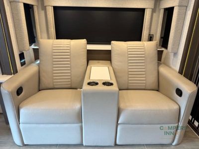 2026 Newmar Grand Star — photo 25 view