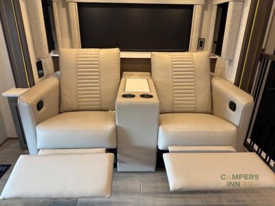 2026 Newmar Grand Star — photo 26 view