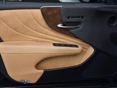 2023 Lexus LS — photo 25 view