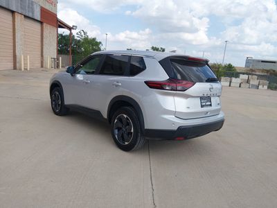 2024 Nissan Rogue - Photo 5