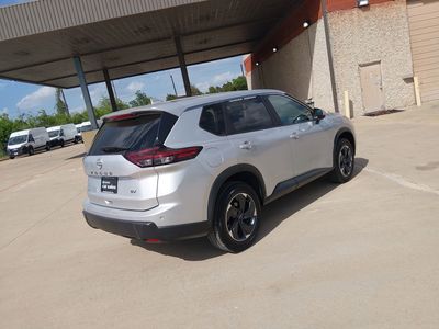 2024 Nissan Rogue - Photo 7