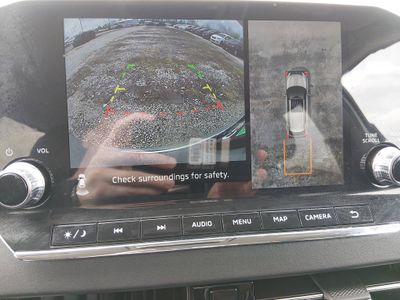 2024 Mitsubishi Outlander - Photo 16