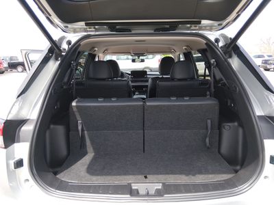2024 Mitsubishi Outlander - Photo 11