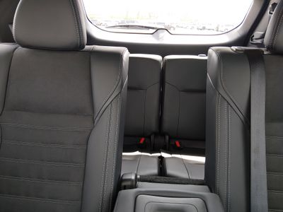 2024 Mitsubishi Outlander - Photo 18