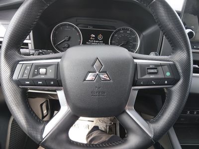 2024 Mitsubishi Outlander - Photo 12