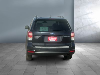 2018 Subaru Forester — detail view