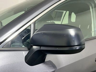 2023 Toyota RAV4 — photo 8 view