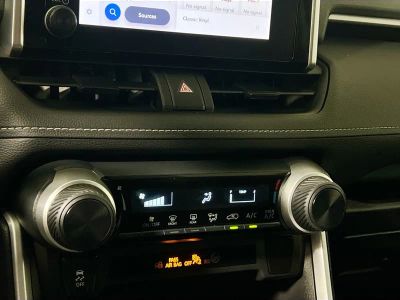 2023 Toyota RAV4 — photo 20 view