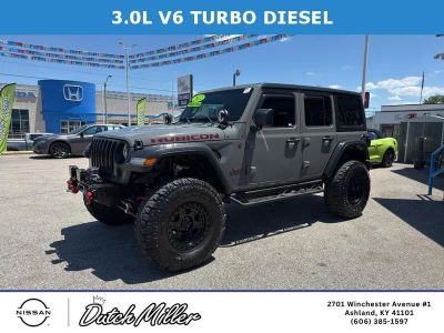 2022 Jeep Wrangler — rear three-quarter view