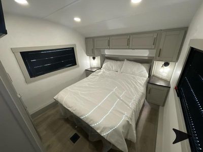 2026 Brinkley Model Z - Photo 32